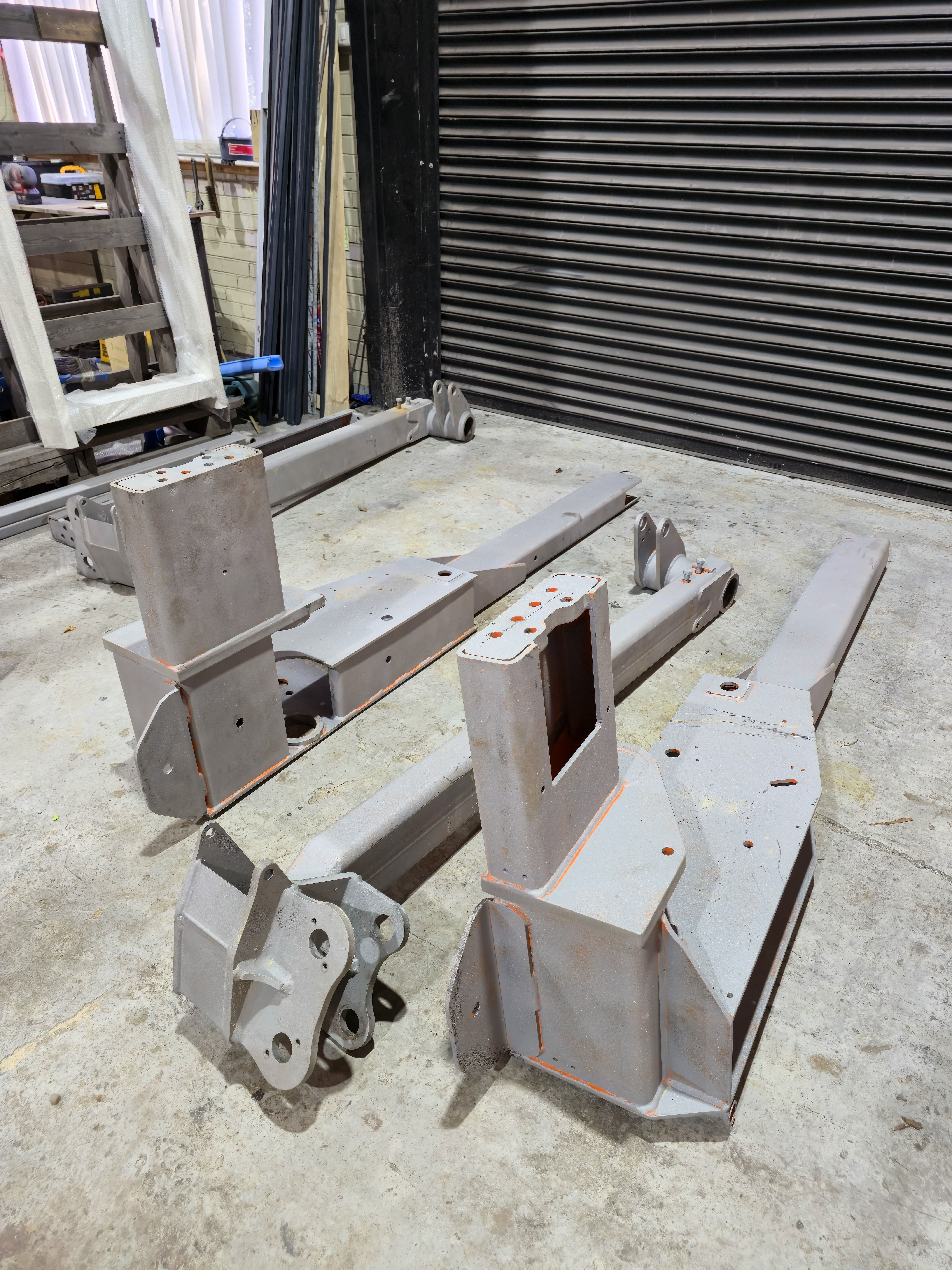 59522be4-716d-47c5-9596-16f0131c798f_1 isteel fabrications, steel fabricator, metal fabricator, metal fencing, steel fabrication, wrought iron gates, metal railings, iron railing, bespoke fences, metal welder, steel gates, steel fabrication